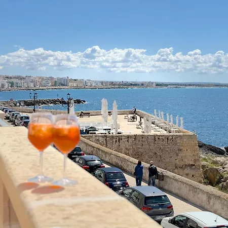 Abuela Teta - Sea Front Apartmán Gallipoli